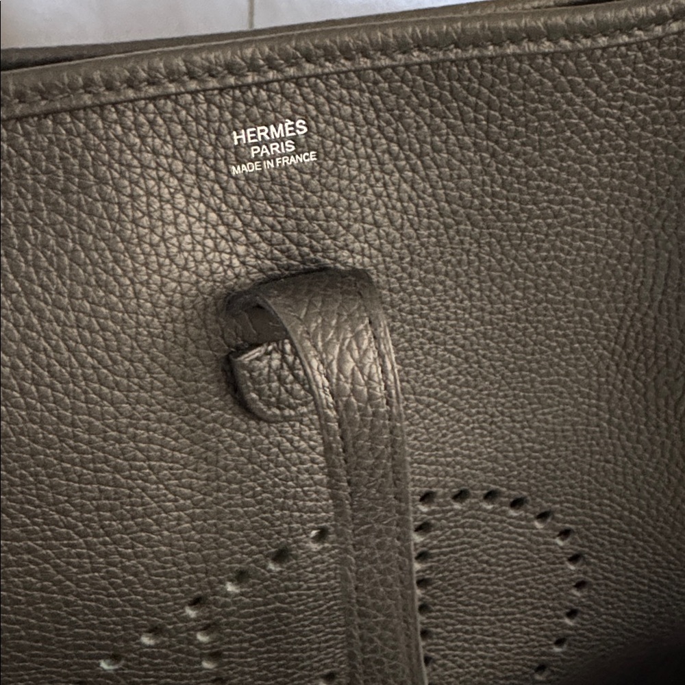 Authentic Hermes Evelyne Poche 29